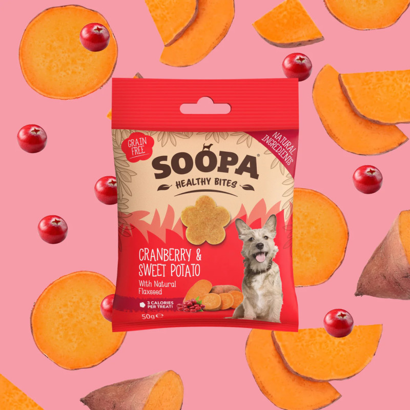 SOOPA dzērveņu un saldo kartupeļu kārumi suņiem 50g