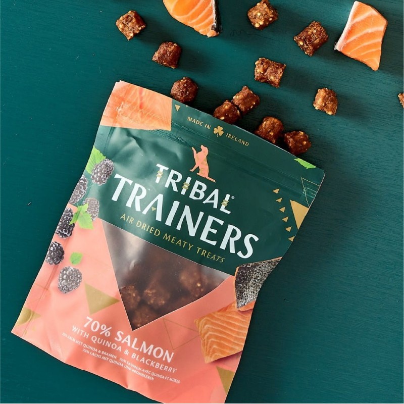 Laša un kazenes našķi suņu apmācībai "Salmon & Blackberry", TRIBAL, 80g